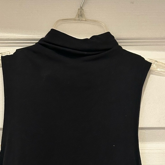 J crew turtle tank size small black - Picture 2 of 3